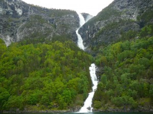 2015 - Imposanter Wasserfall